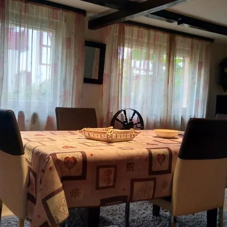 Le Jardin Holiday home Geispolsheim